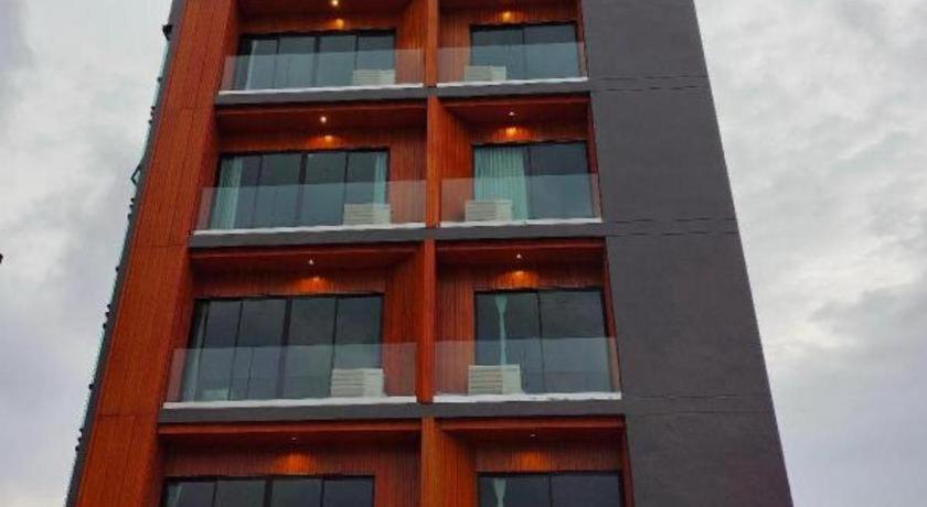 Butterfly Hotel Betong Ban Komo Sip Paet Eksteriør billede