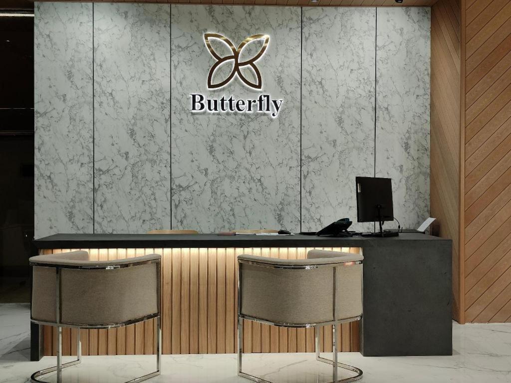 Butterfly Hotel Betong Ban Komo Sip Paet Eksteriør billede
